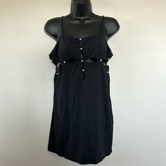 Superdown Celina Cut Out Mini Dress in Black with Pearls - Picture 3 of 11